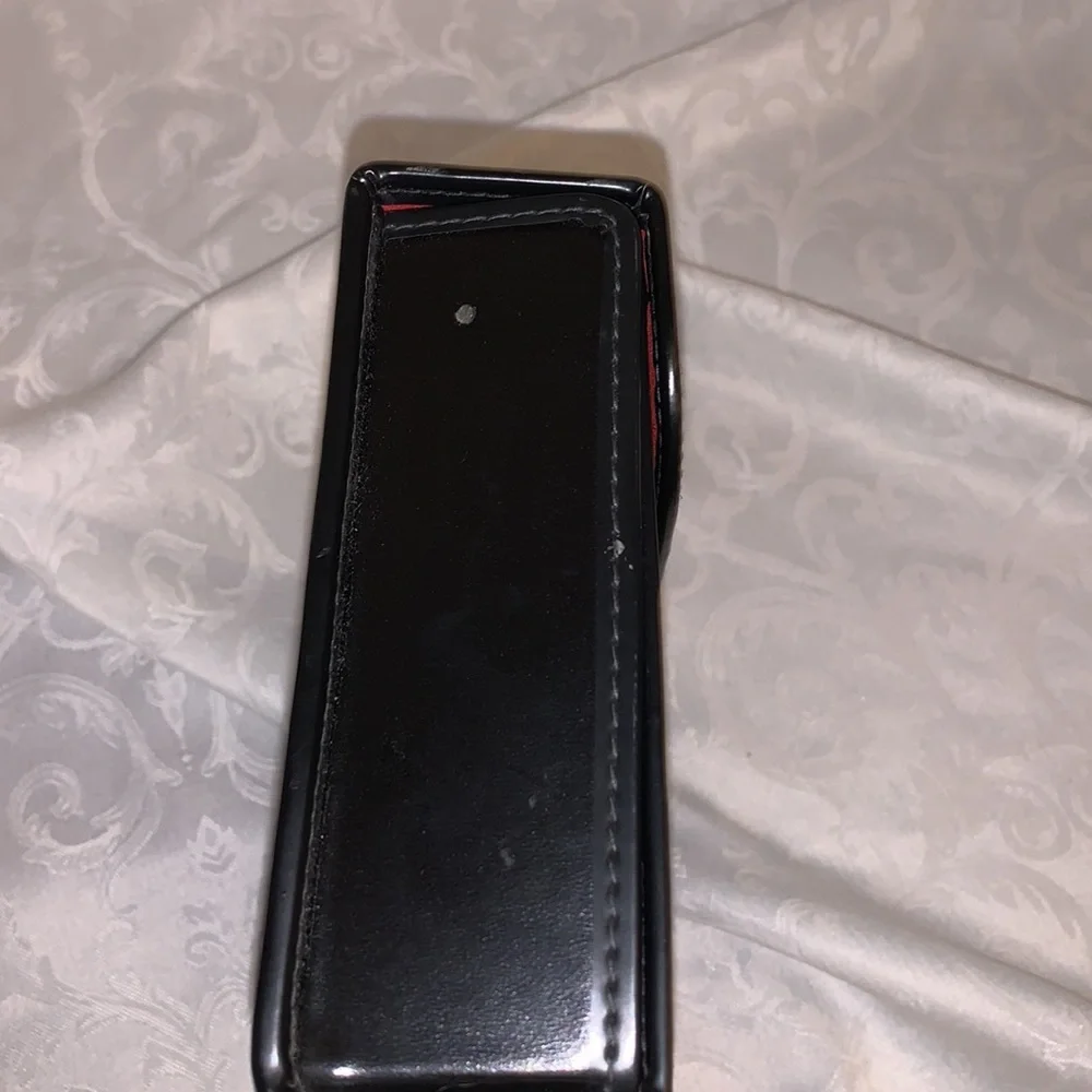 Vintage men’s grooming set in a black case and red interior